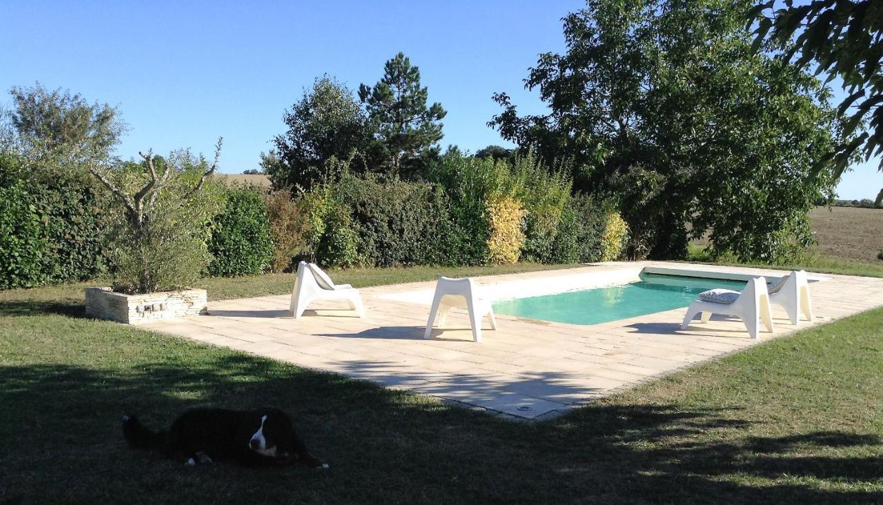 Le Logis De La Chouette Hotel Bauge-en-Anjou Bagian luar foto